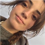 Me considero una persona agradable me encanta hablar con la gente, me apasiona cada cosa que hago. Se me da bien tratar con niños y gustaría dar clase a niños pequeños